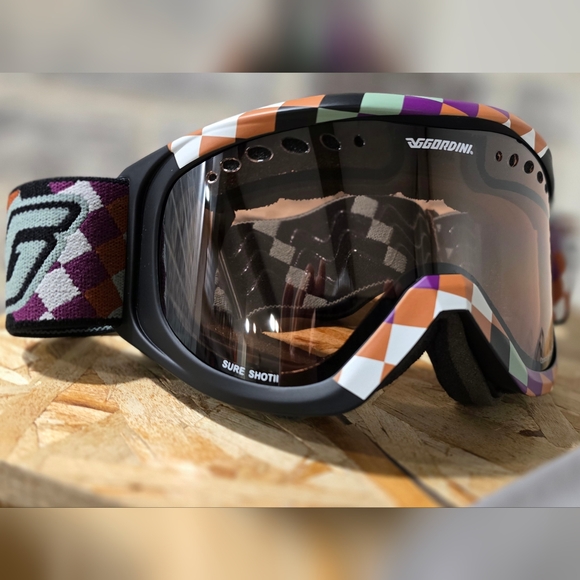 Brand New Gordini , Sure Shot 2 , Ski / Snowboard Googles optics by Carl Zeiss - Picture 4 of 5